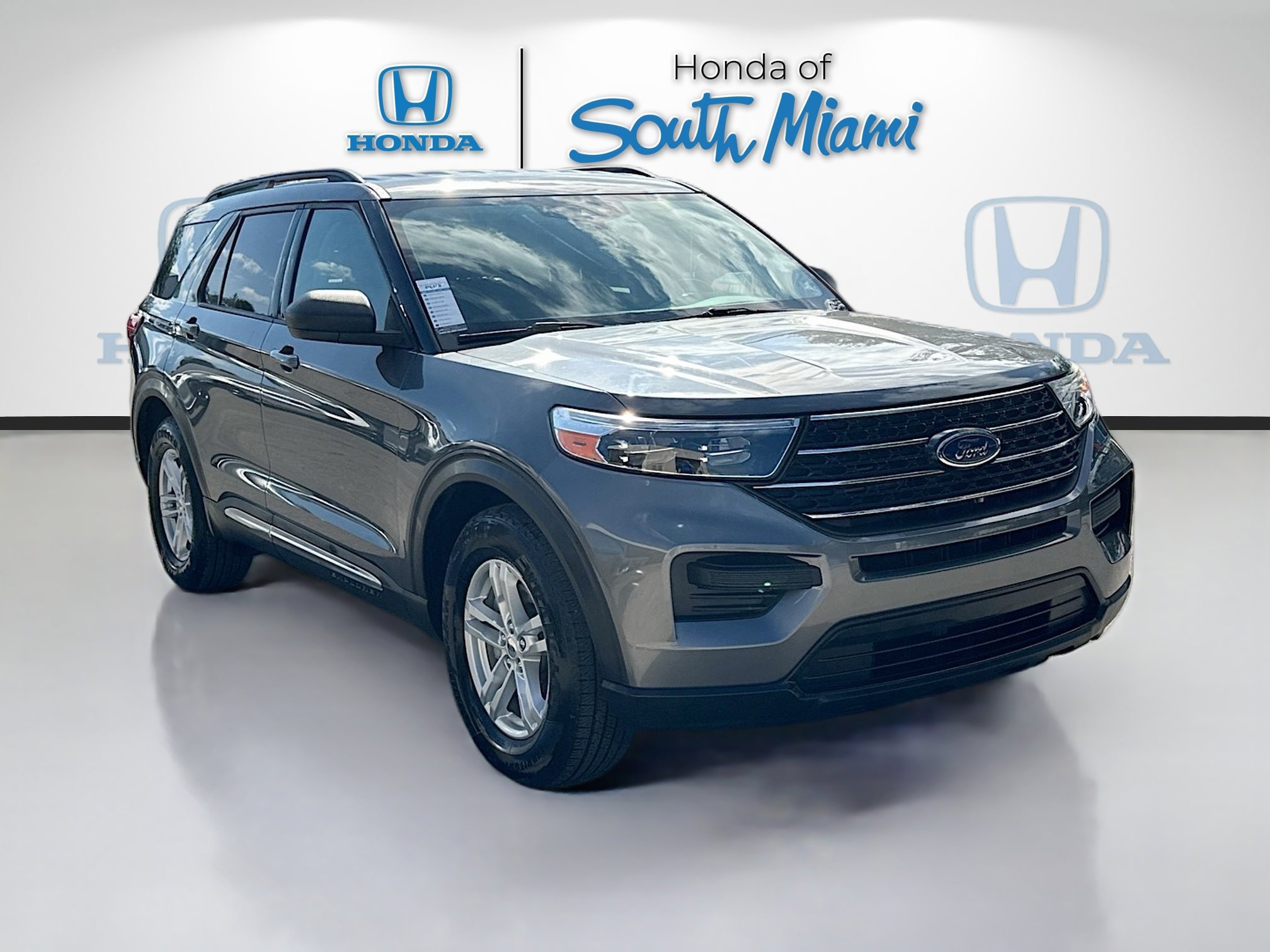 2021 Ford Explorer XLT's photo