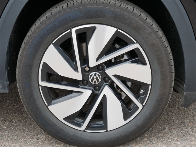 2025 Volkswagen Atlas SE Technology photo 8