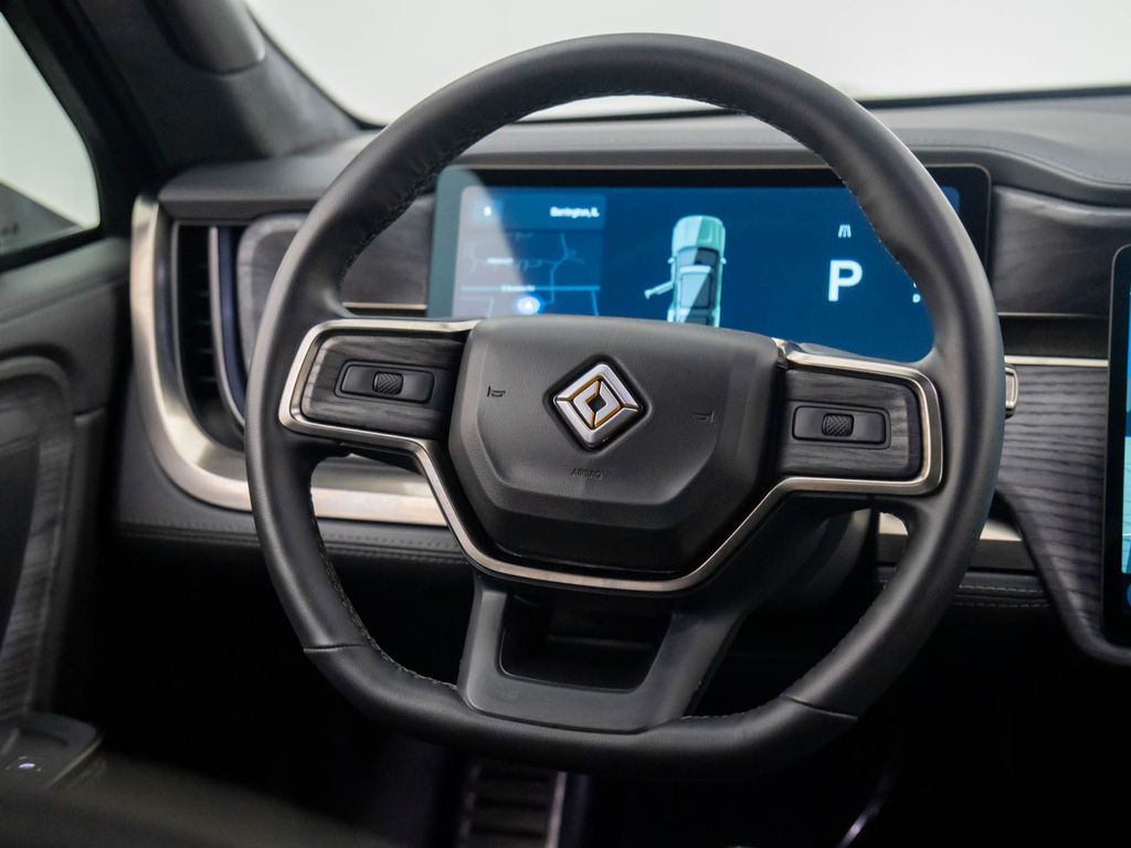 2022 Rivian R1S Launch Edition photo 10