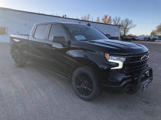 2022 Chevrolet Silverado 1500 RST photo 2