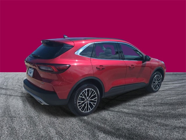 2025 Ford Escape Plug-In Hybrid SE photo 3