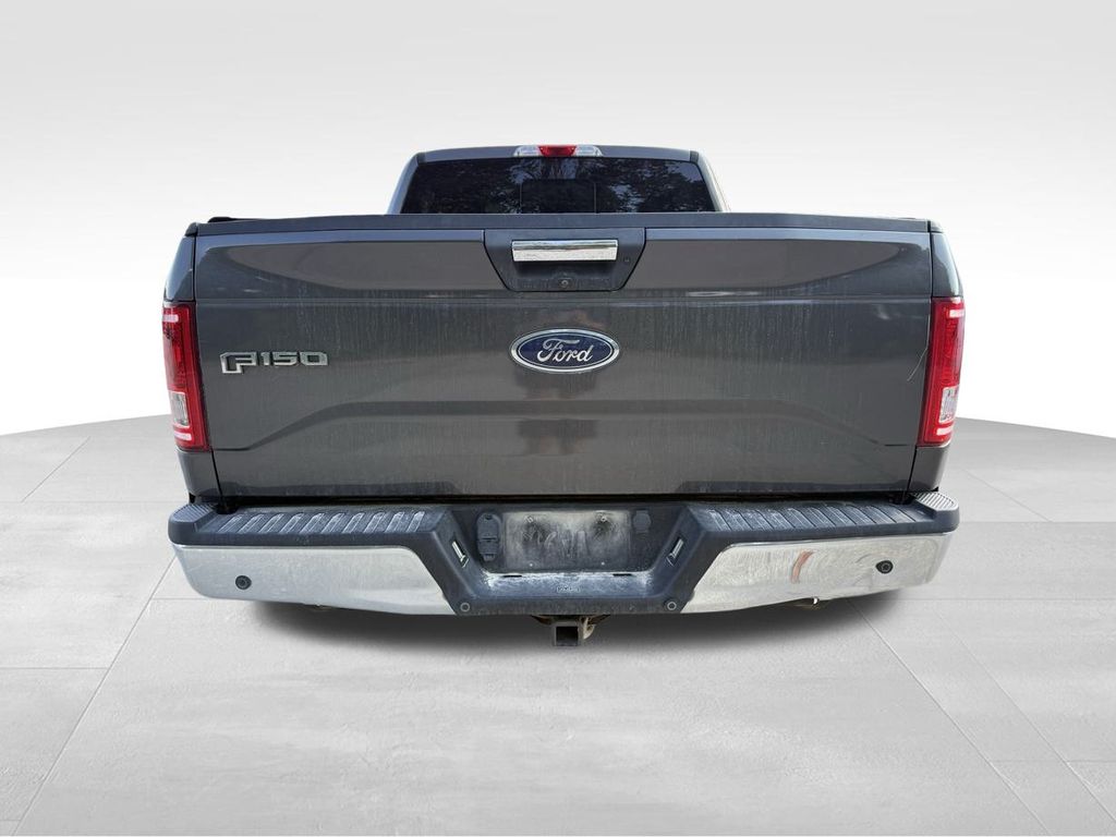 2017 Ford F-150 XLT photo 5