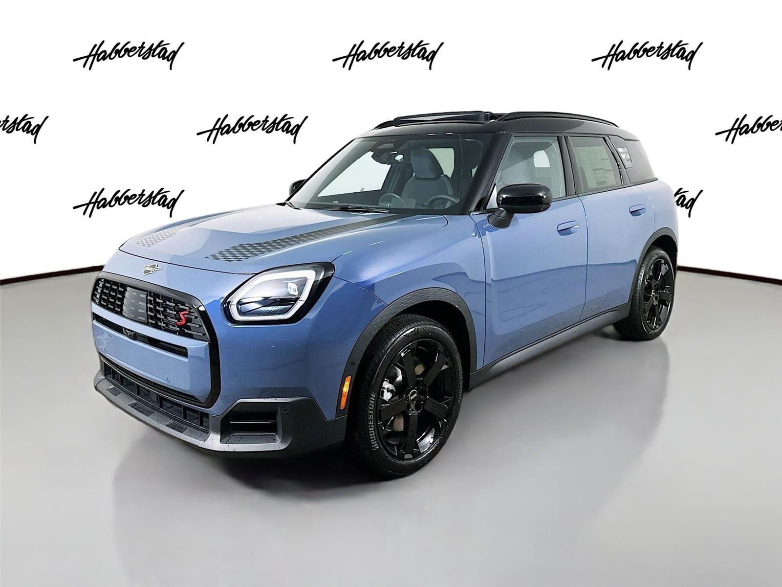 2026 MINI Countryman S's photo