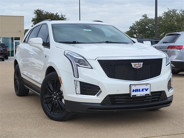 2023 Cadillac XT5 Sport's photo