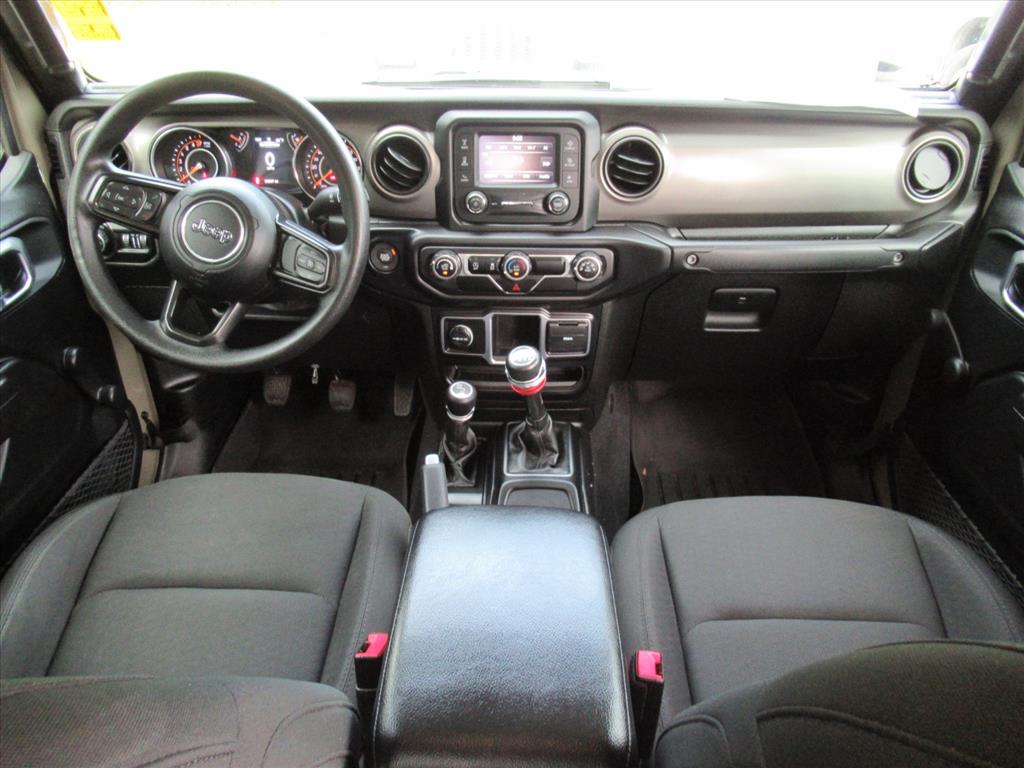 2020 Jeep Gladiator Sport photo 14