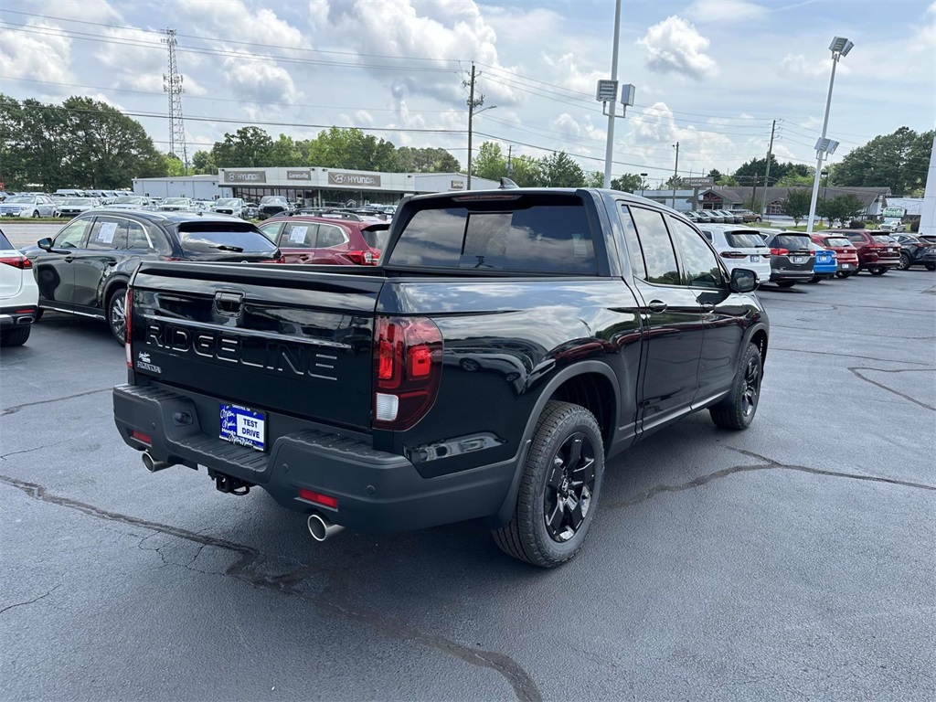 2025 Honda Ridgeline Black Edition photo 25