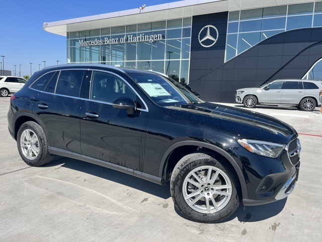 2026 Mercedes-Benz GLC Base's photo