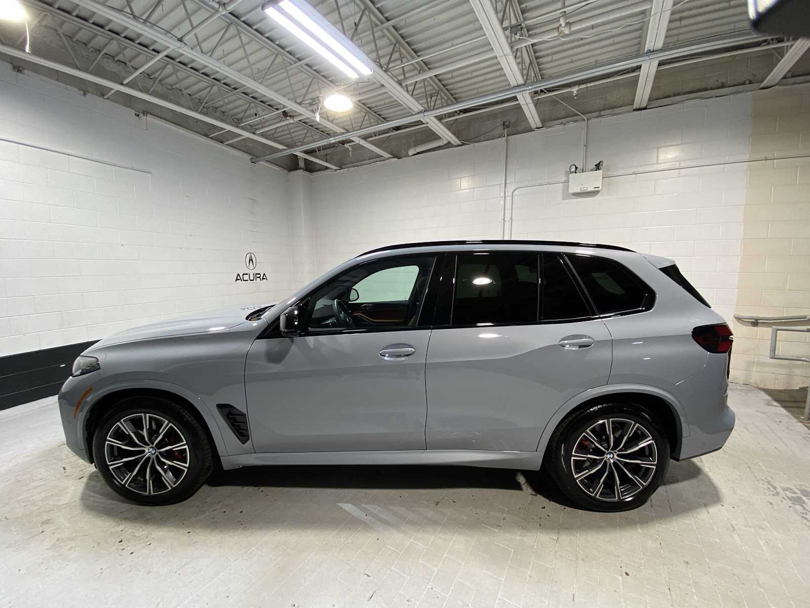 2025 Bmw X5 M60i photo 3