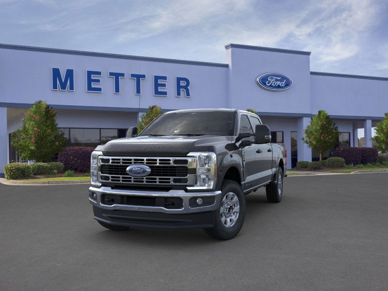 2025 Ford F-250 XLT photo 2