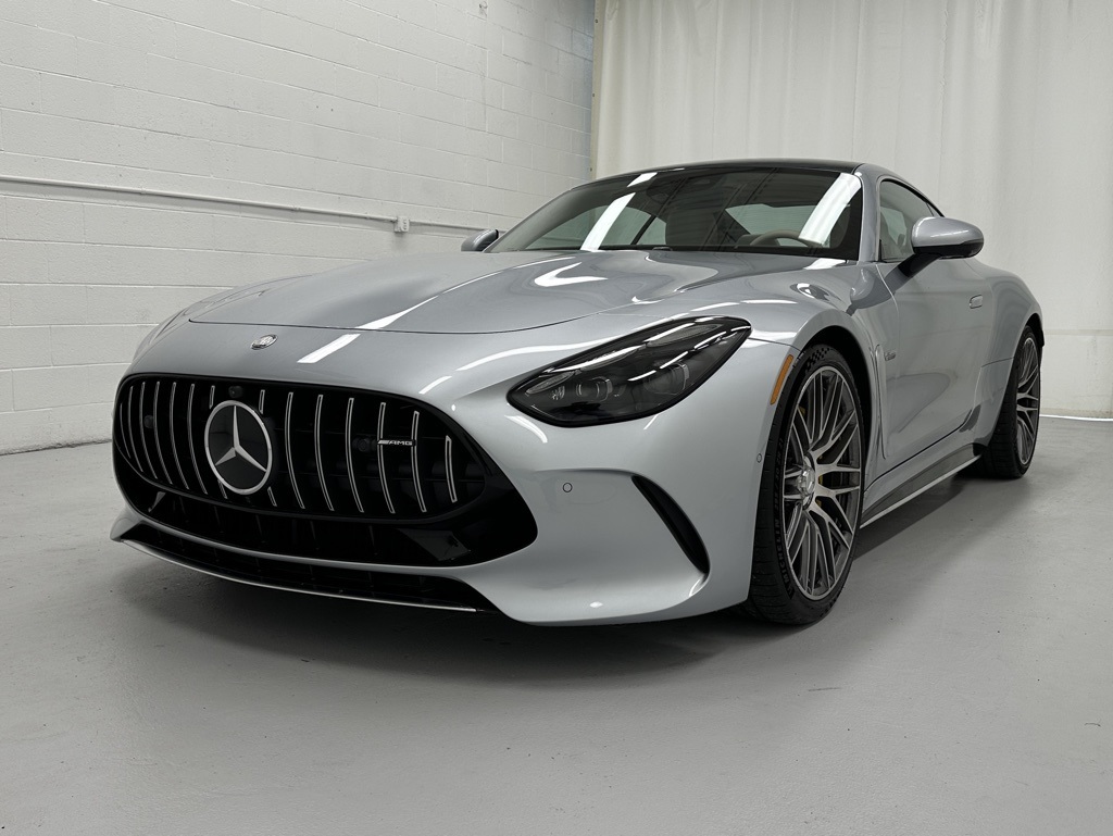 2025 Mercedes Benz AMG GT photo 4