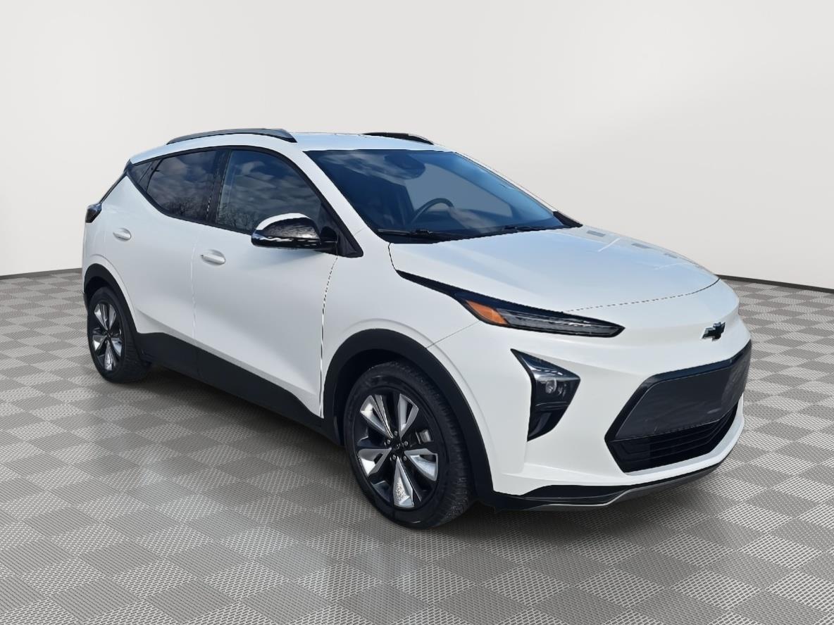 Used 2023 Chevrolet Bolt EUV LT with VIN 1G1FY6S00P4122453 for sale in La Vista, NE