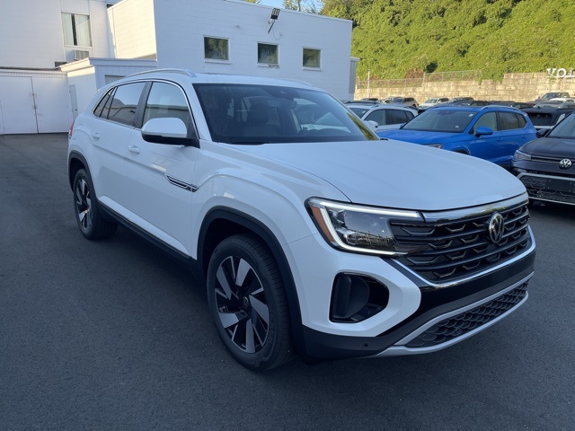 2026 Volkswagen Atlas Cross Sport SEL photo 5