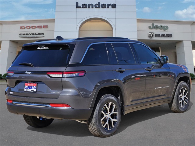 2025 Jeep Grand Cherokee Limited photo 3