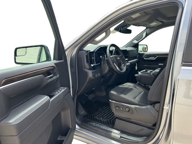 2026 Chevrolet Silverado 1500 LT photo 8