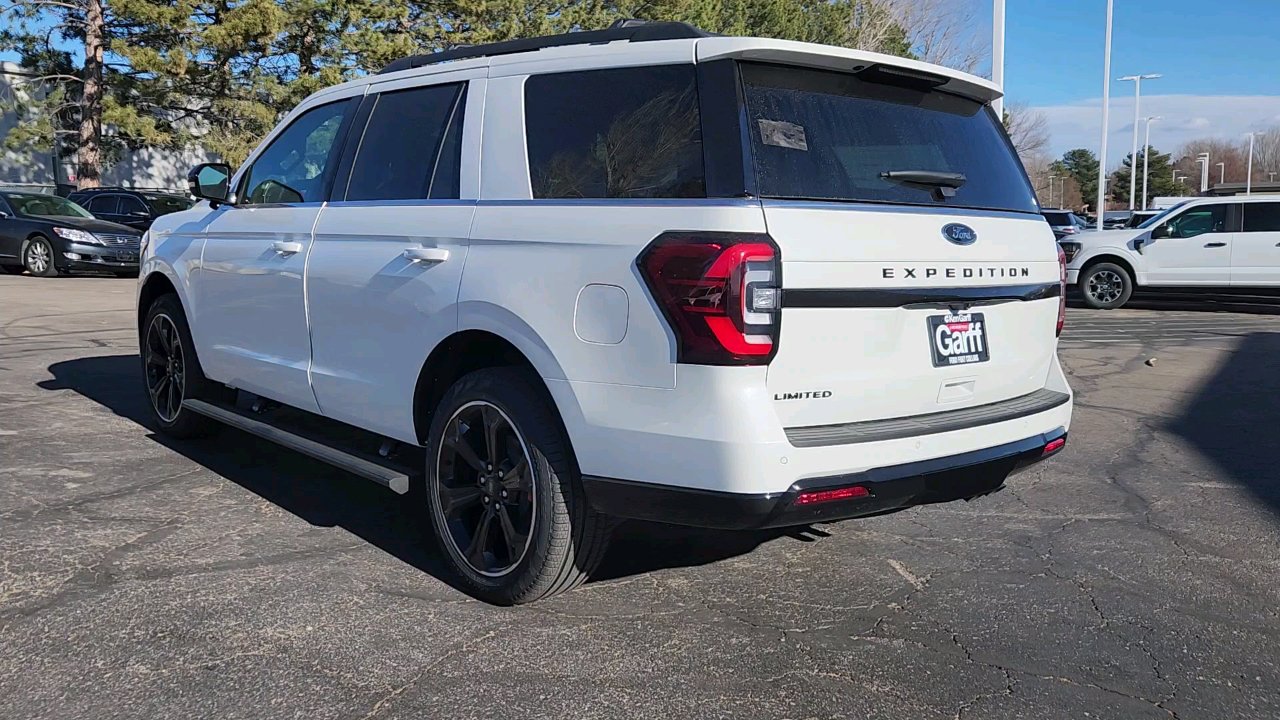 2024 Ford Expedition Limited photo 4