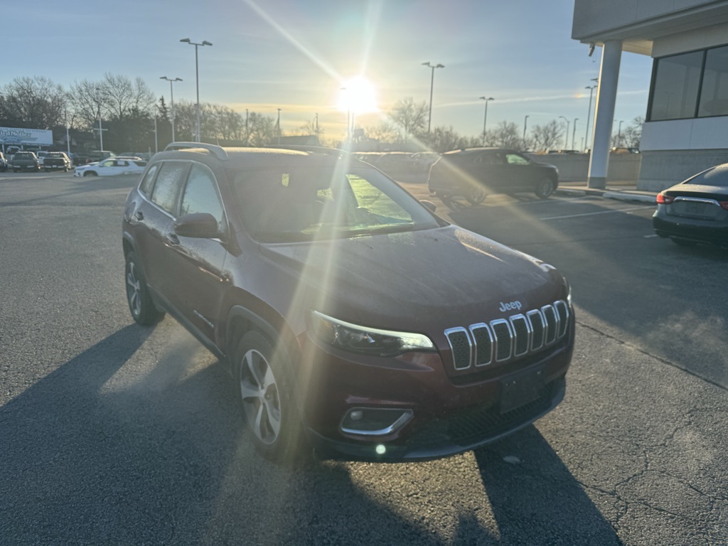 2019 Jeep Cherokee Limited's photo
