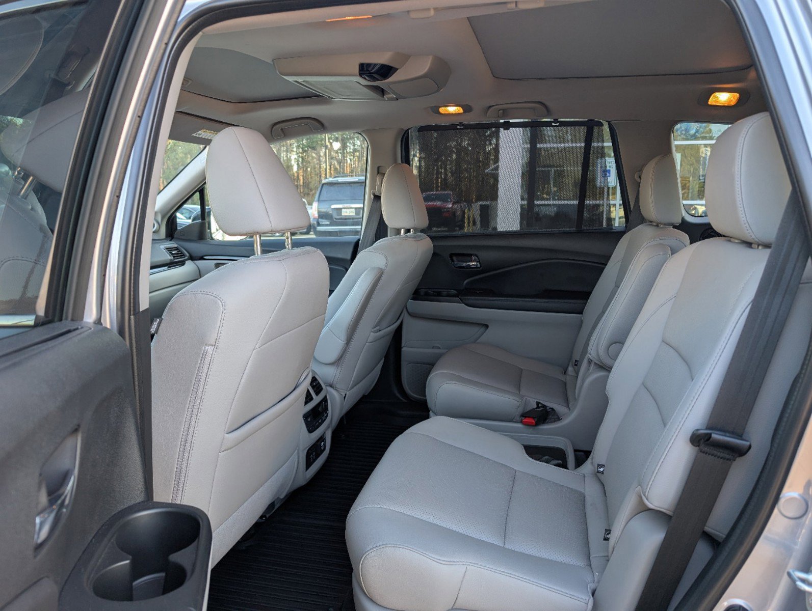 2022 Honda Pilot Elite photo 25