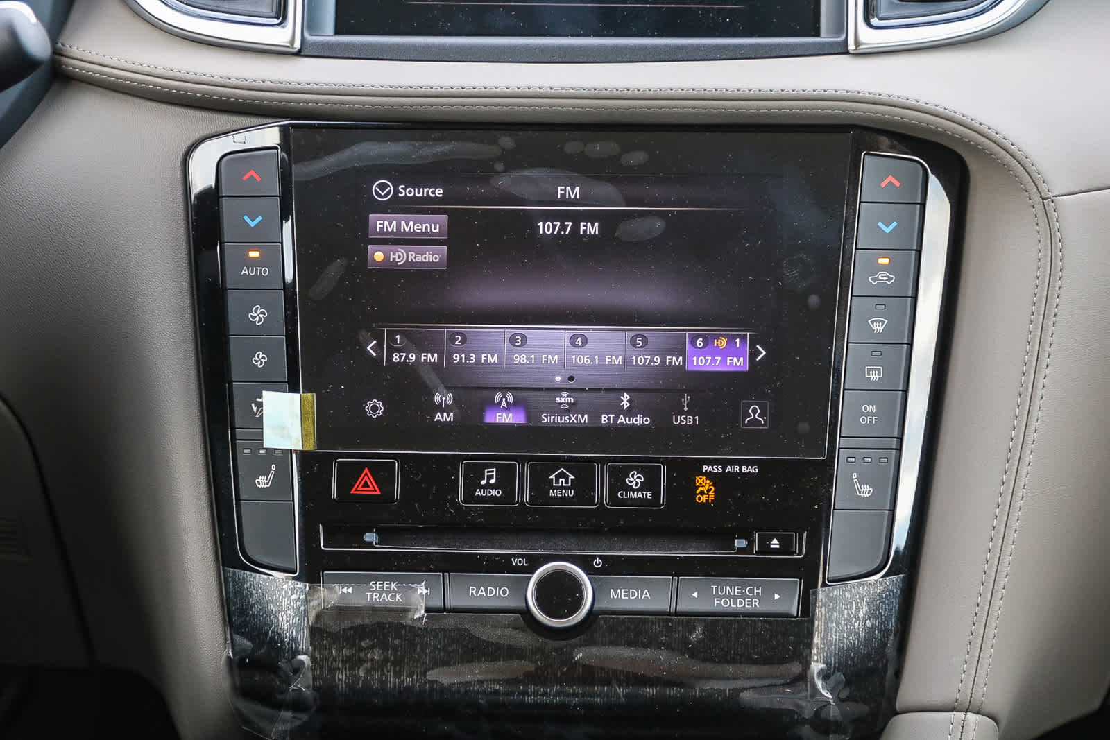 2025 Infiniti QX50 Luxe AWD photo 15