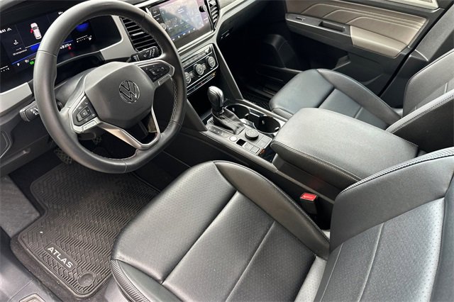 2022 Volkswagen Atlas Cross Sport V6 SE Technology photo 10