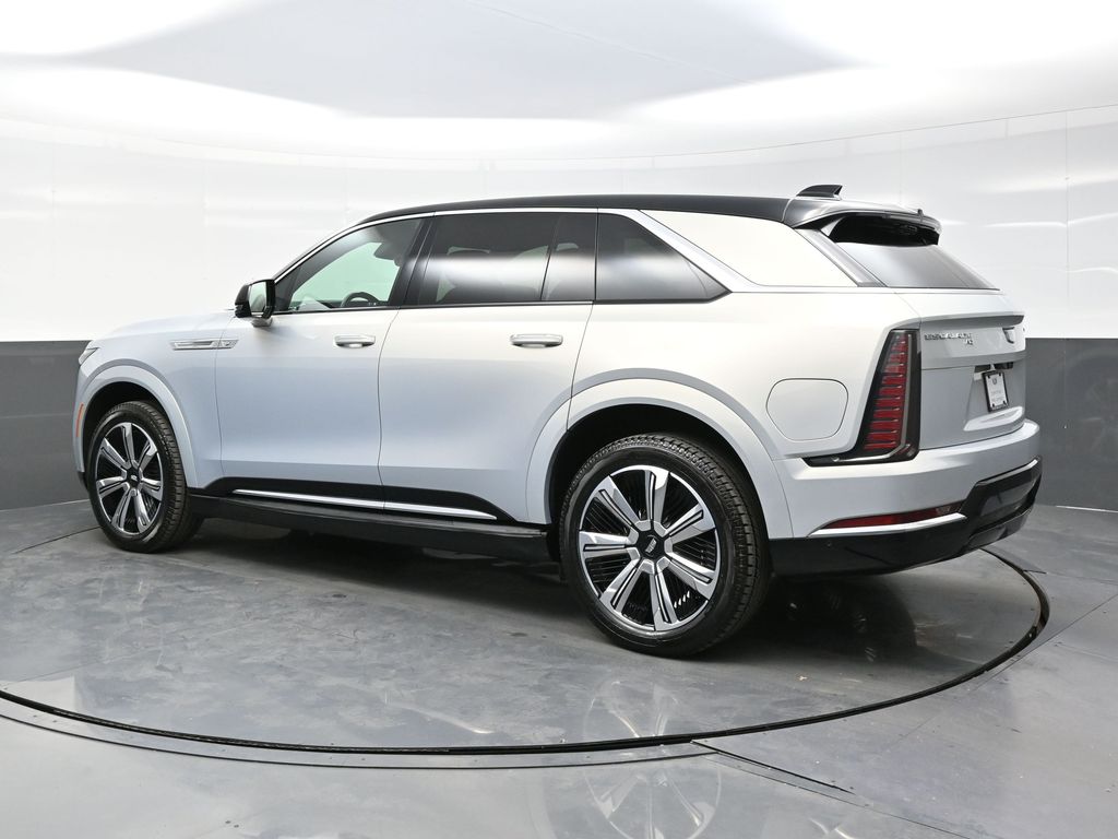 2025 Cadillac Escalade IQ Luxury photo 2