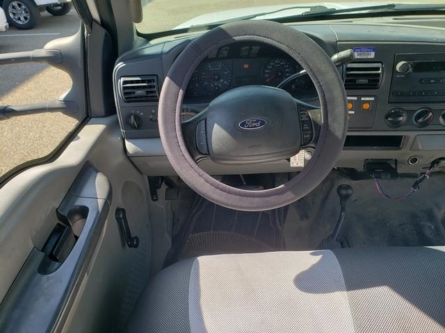 2006 Ford F-350 photo 21