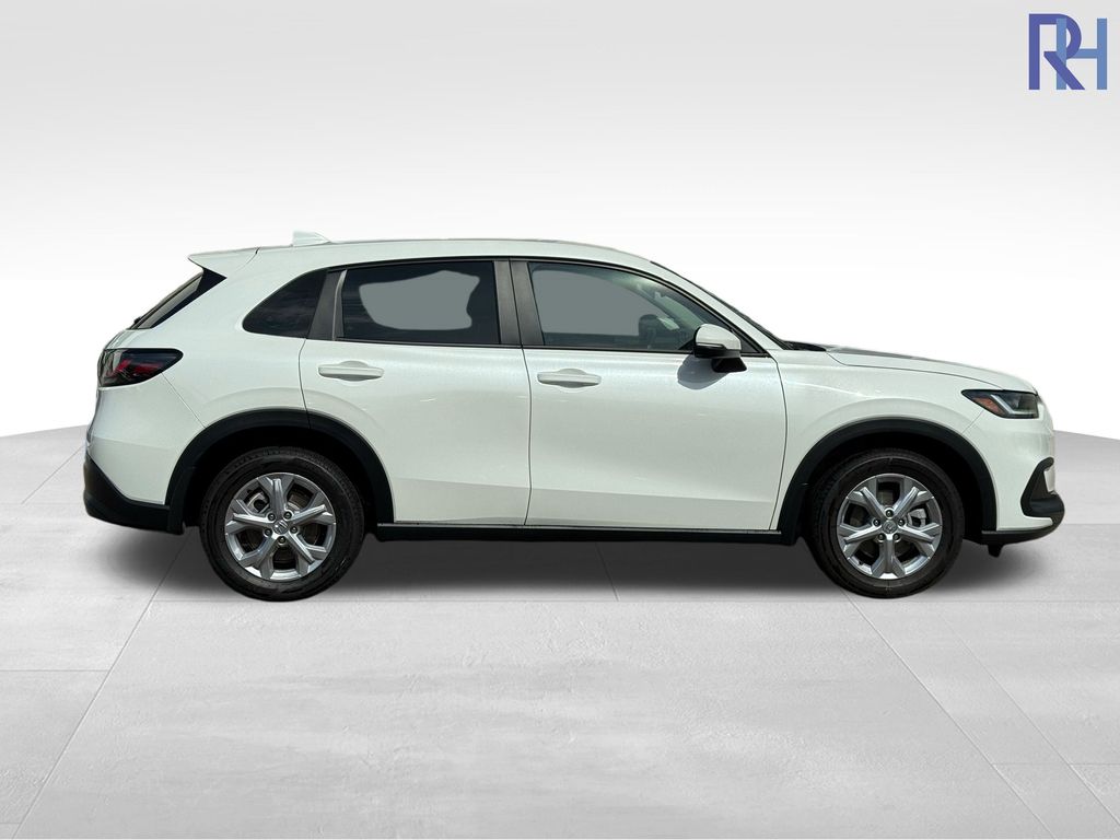 Certified 2024 Honda HR-V LX with VIN 3CZRZ2H37RM712310 for sale in Coon Rapids, Minnesota