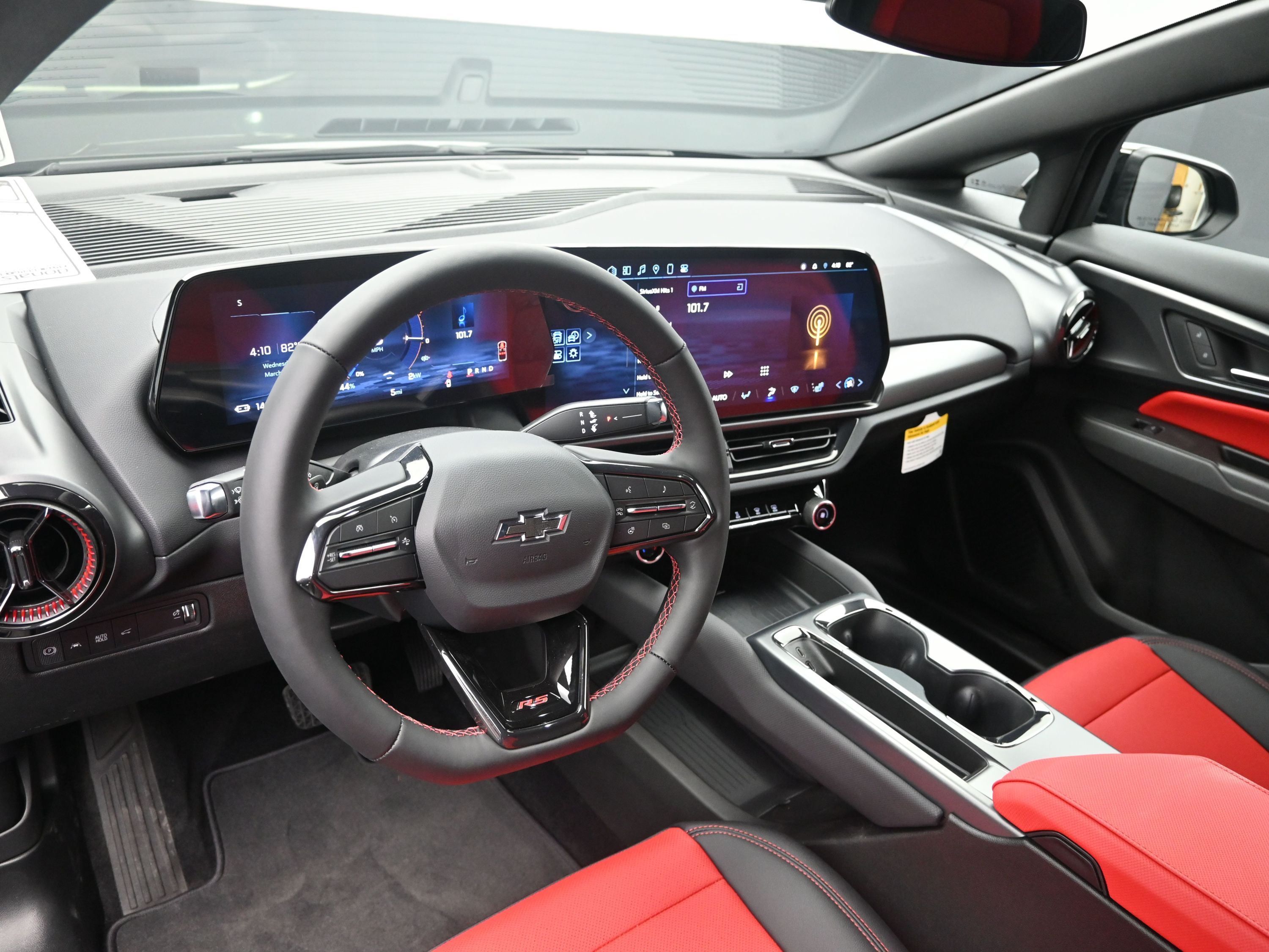 2025 Chevrolet Equinox RS photo 7