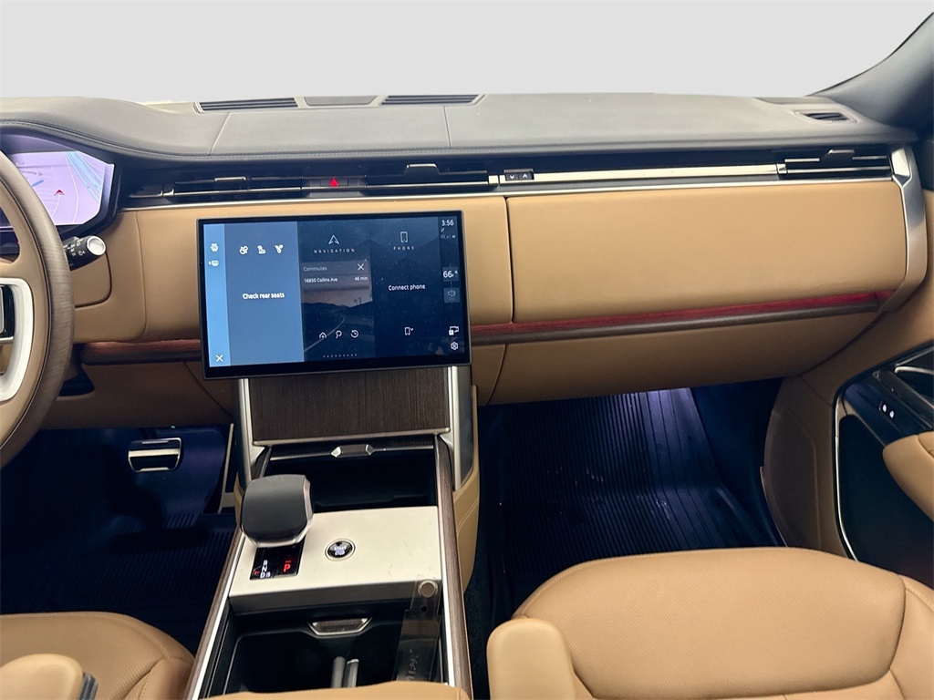 2025 Land Rover Range Rover SE photo 23