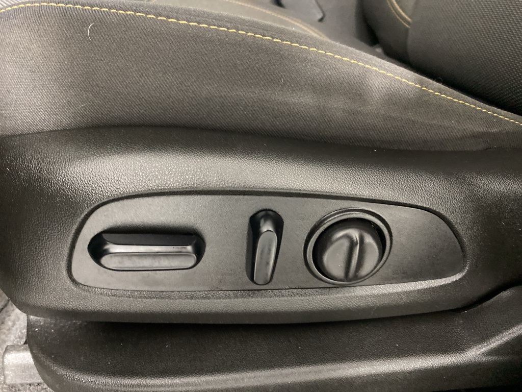 2021 Chevrolet Traverse Cloth 1LT photo 6