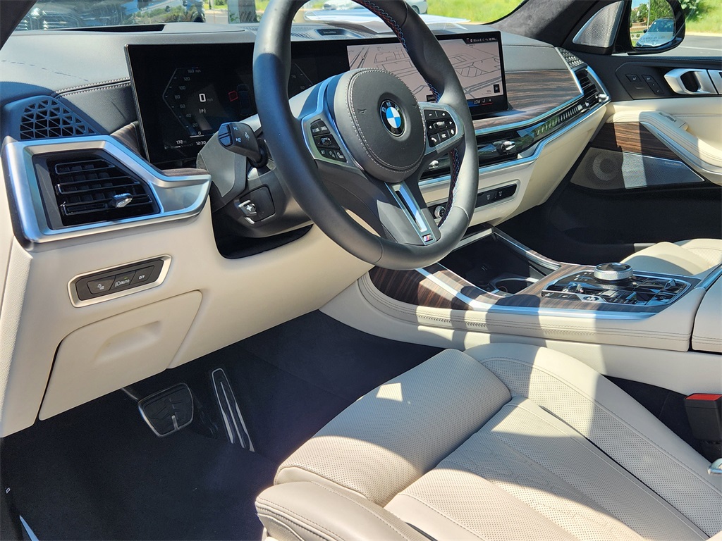 2025 Bmw X7 M60i photo 7