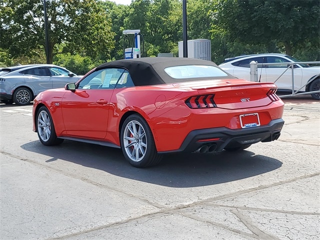 2025 Ford Mustang GT Premium Convertible photo 12