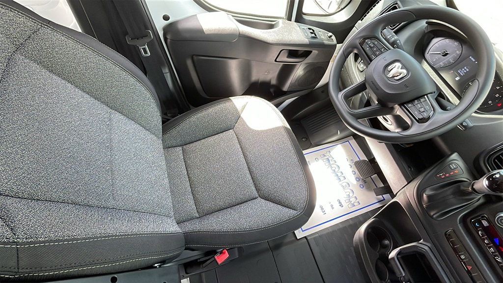 2025 Ram ProMaster 1500 photo 13