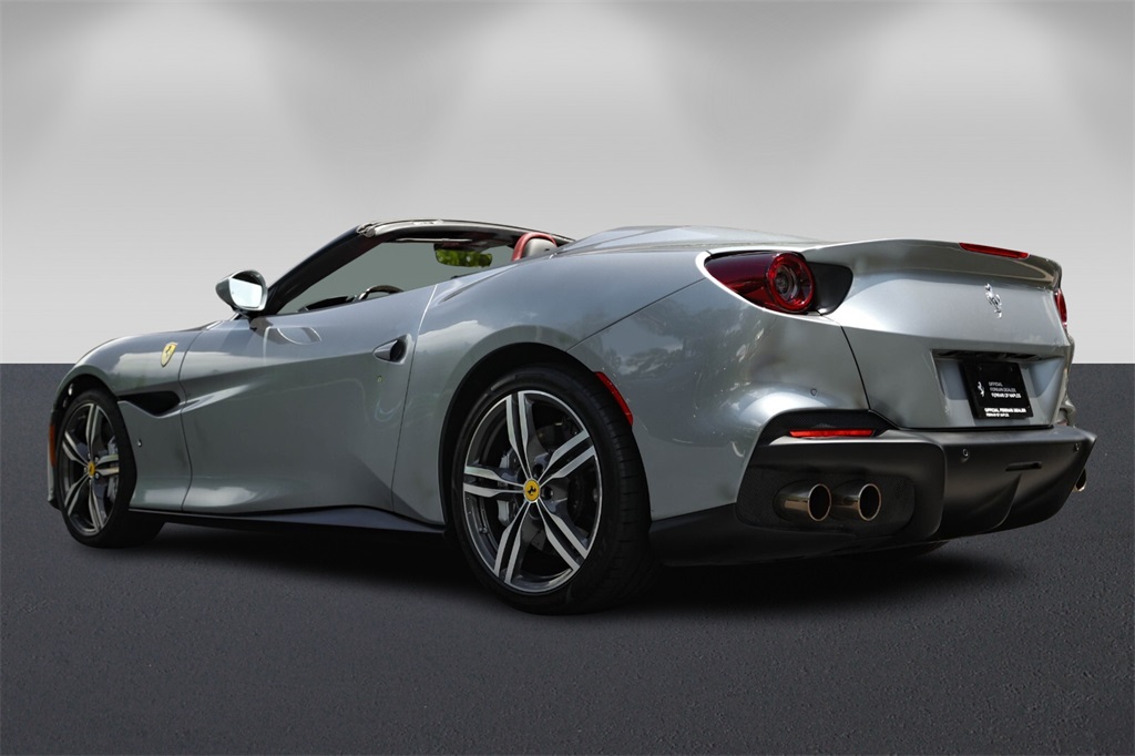 2022 Ferrari Portofino Base photo 5