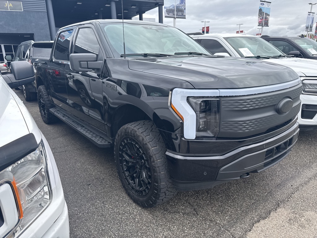 2024 Ford F-150 Lightning Flash's photo