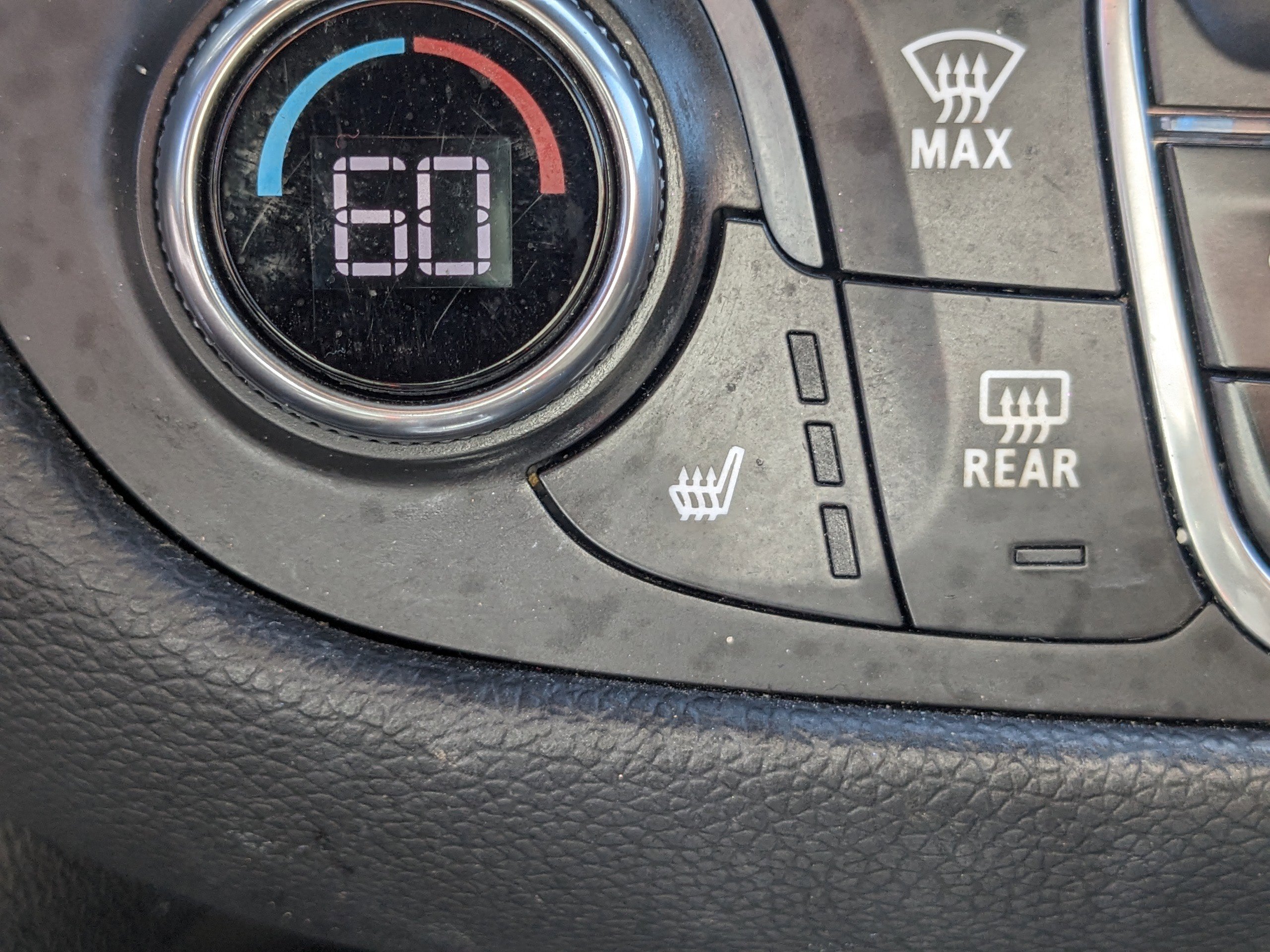 2019 Chevrolet Equinox LT photo 23