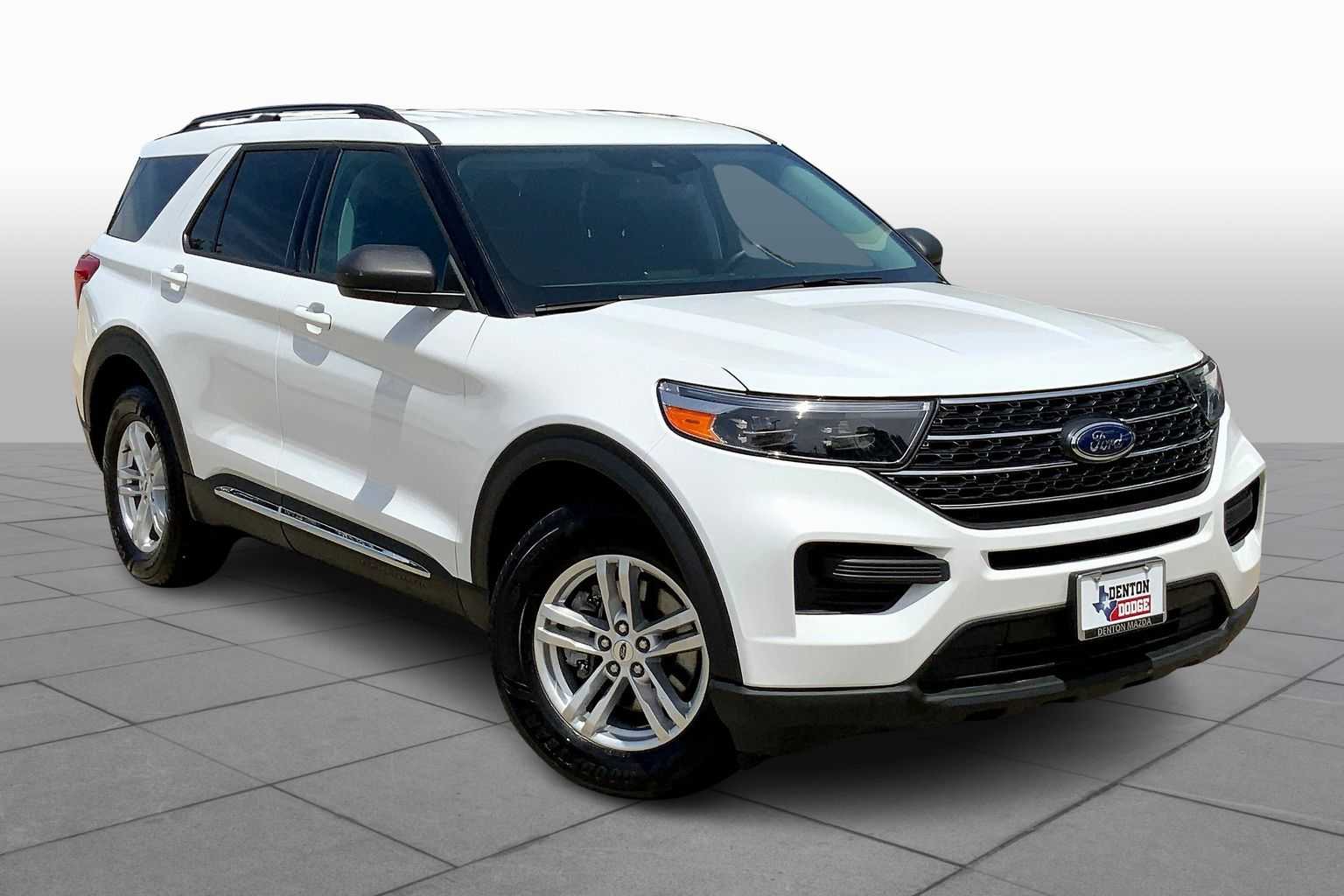 2022 Ford Explorer XLT photo 2