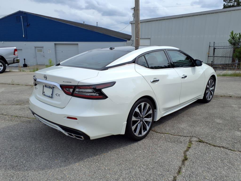 2023 Nissan Maxima Platinum photo 3