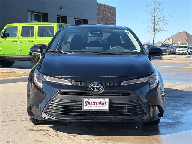 Used 2023 Toyota Corolla LE with VIN JTDB4MEEXP3010021 for sale in Northfield, Minnesota