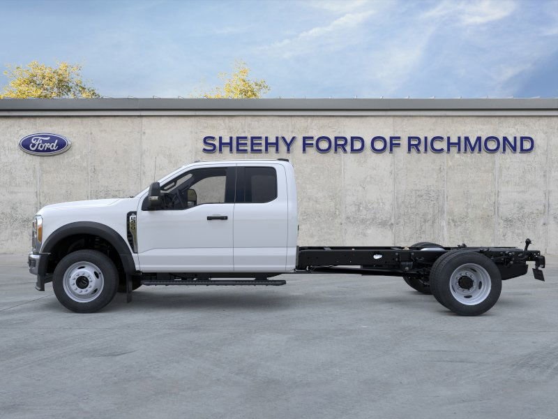 2026 Ford F-450 photo 4