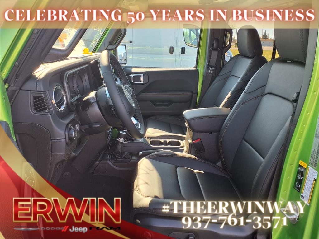 2026 Jeep Wrangler Sahara photo 4