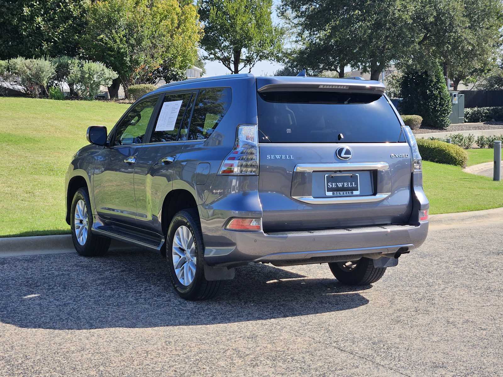 2021 Lexus GX 460 Premium photo 3