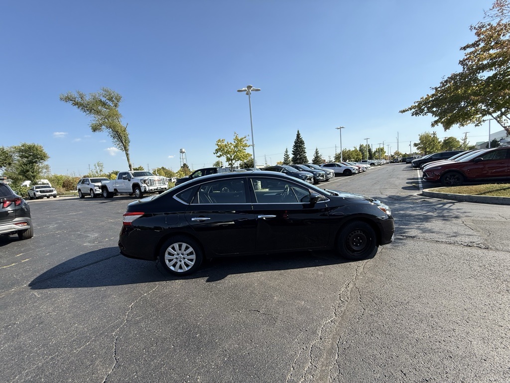 2016 Nissan Sentra S photo 24