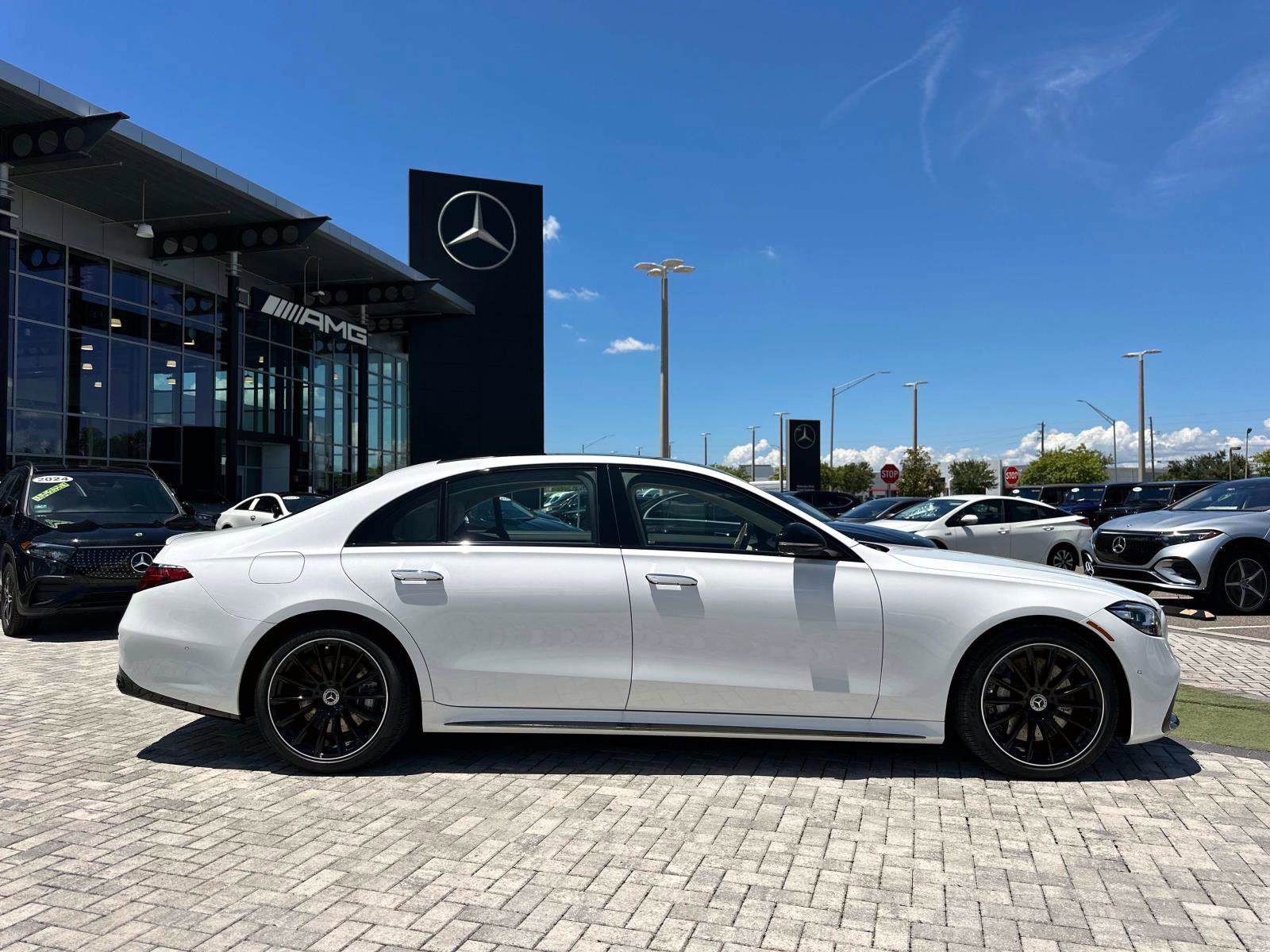2025 Mercedes Benz S 580 4MATIC photo 3