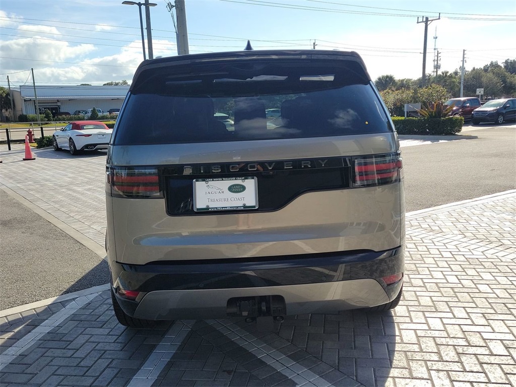 2025 Land Rover Discovery SE photo 4