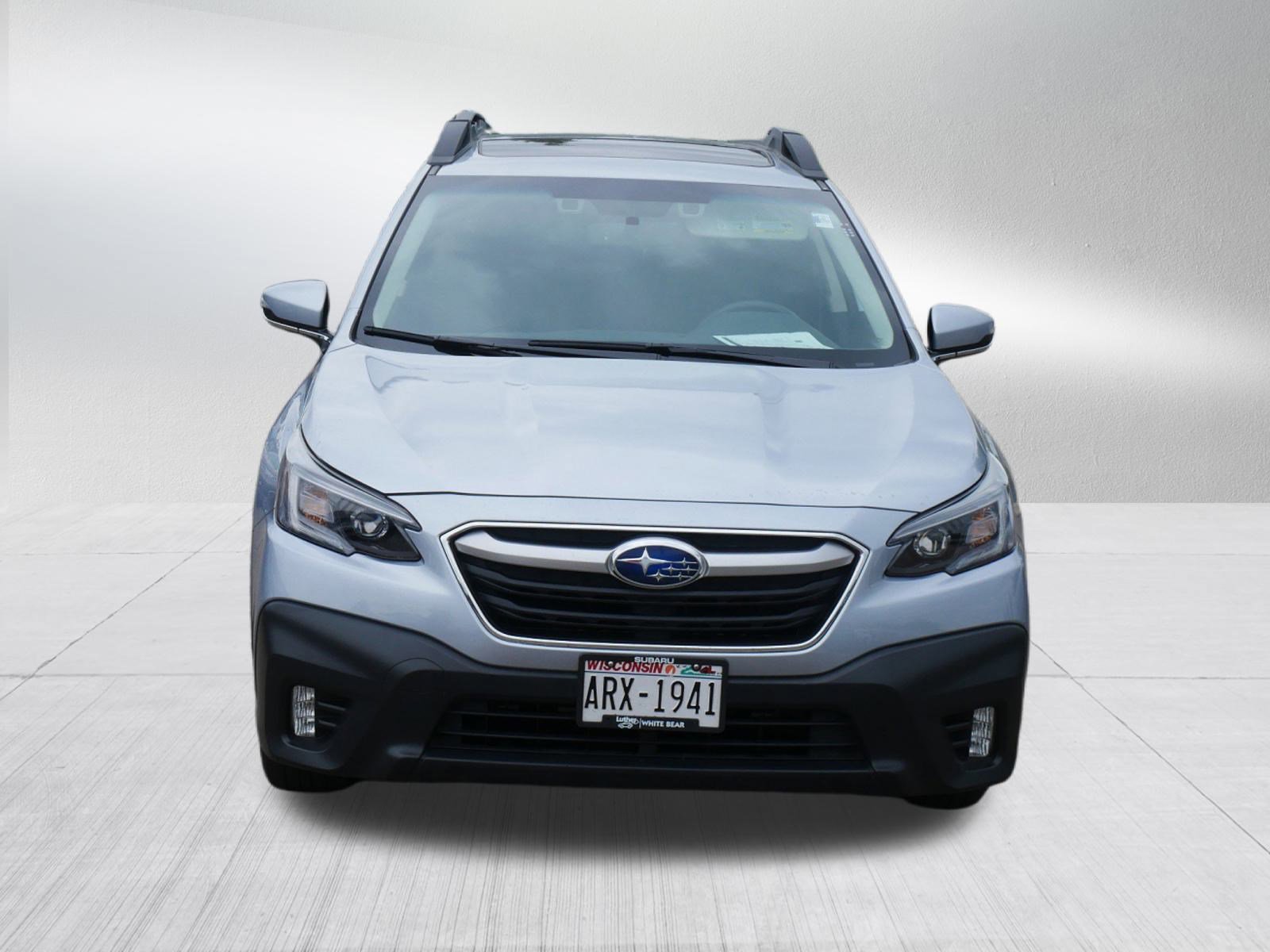 2022 Subaru Outback Premium photo 2