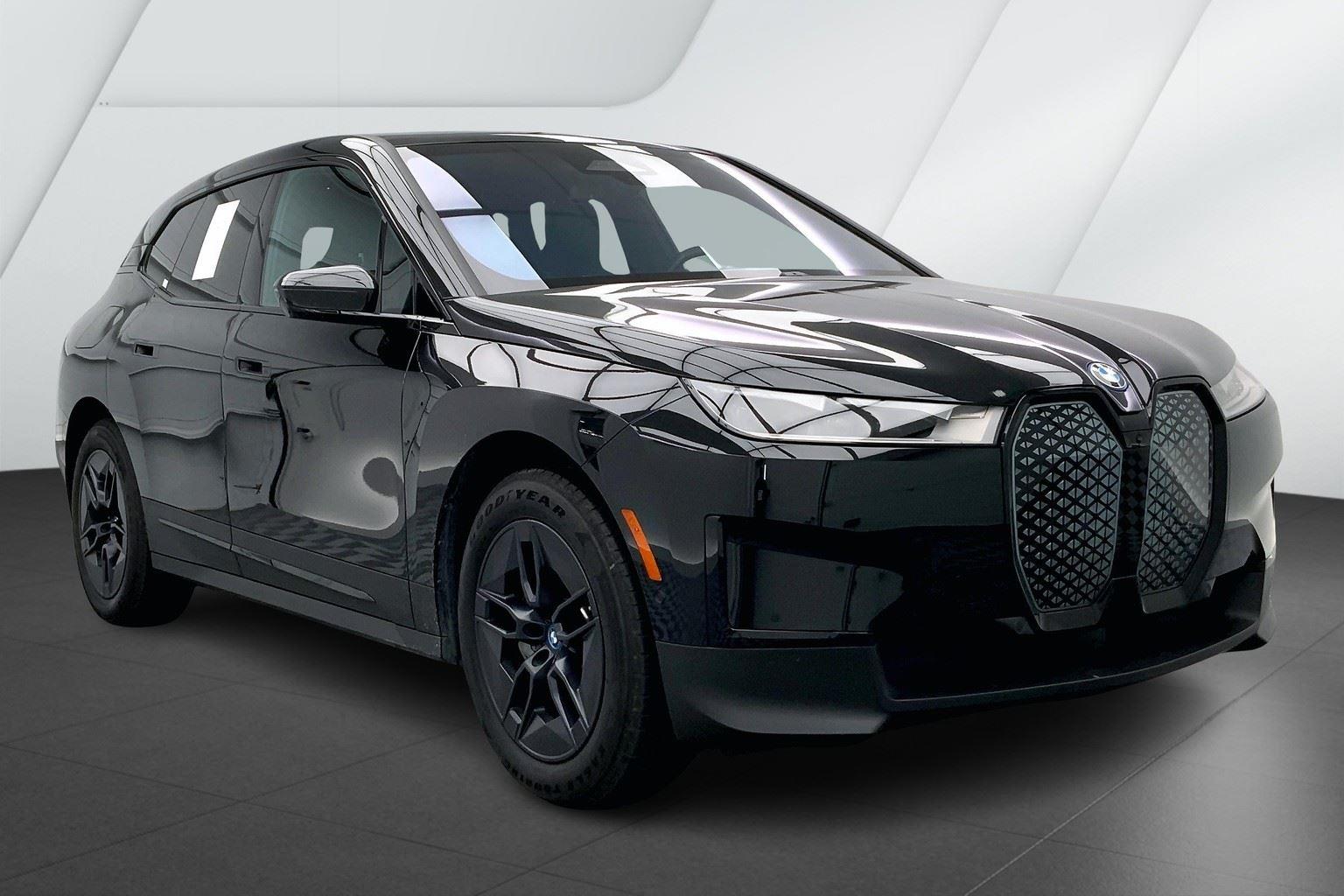 Used 2024 BMW iX Base with VIN WB523CF00RCP00570 for sale in Omaha, NE