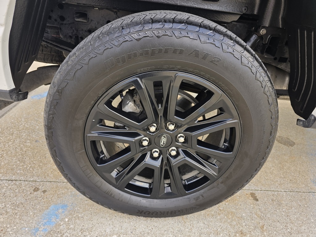 2024 Ford F-150 Platinum photo 29