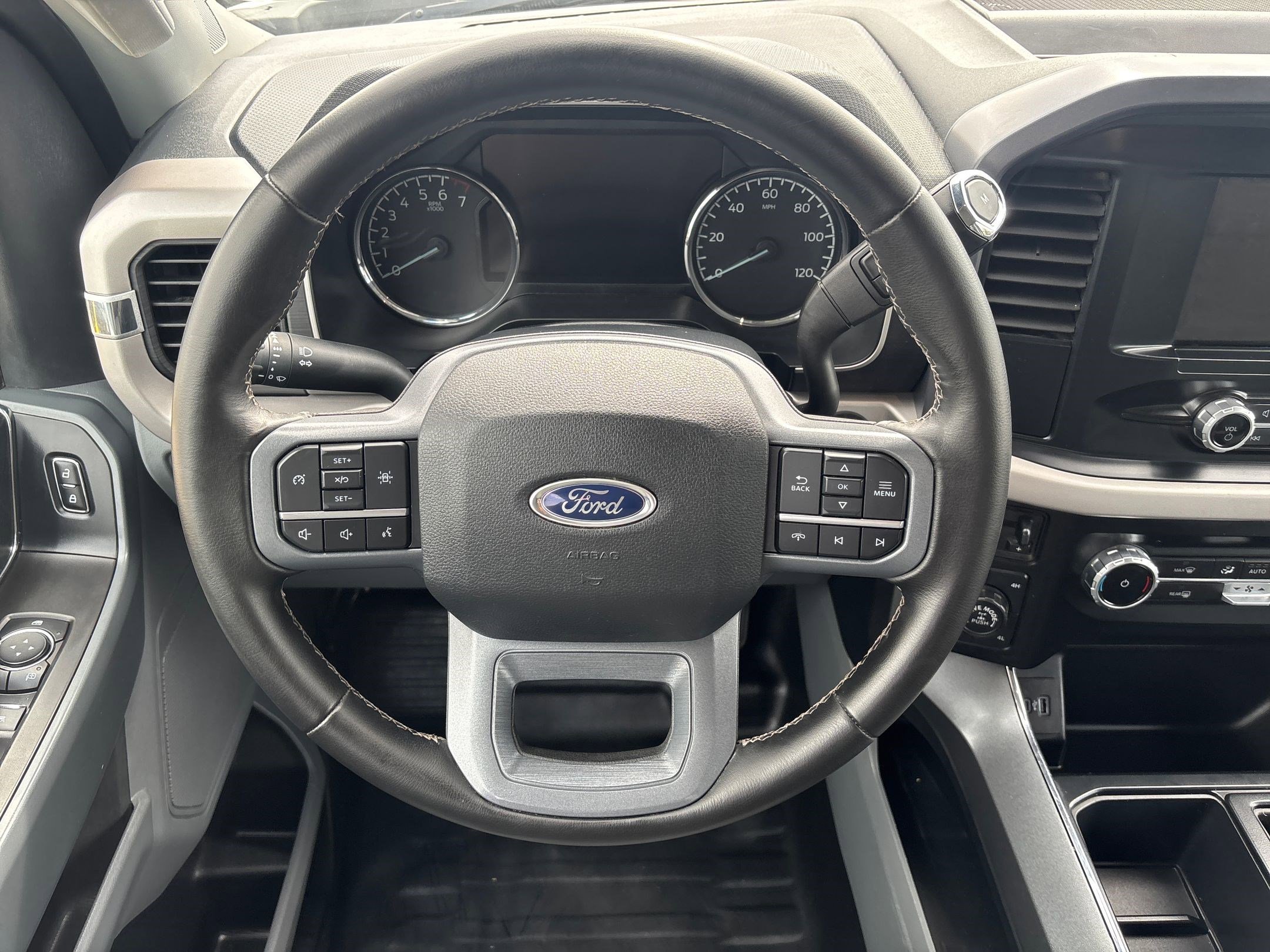 2023 Ford F-150 XLT photo 15