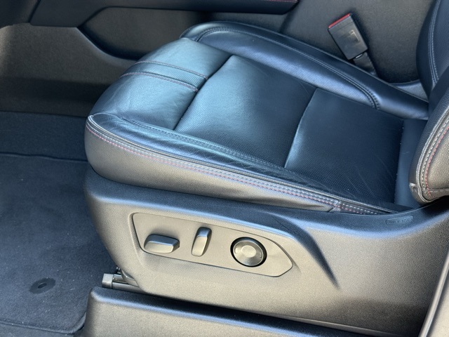 2021 Chevrolet Tahoe RST photo 14