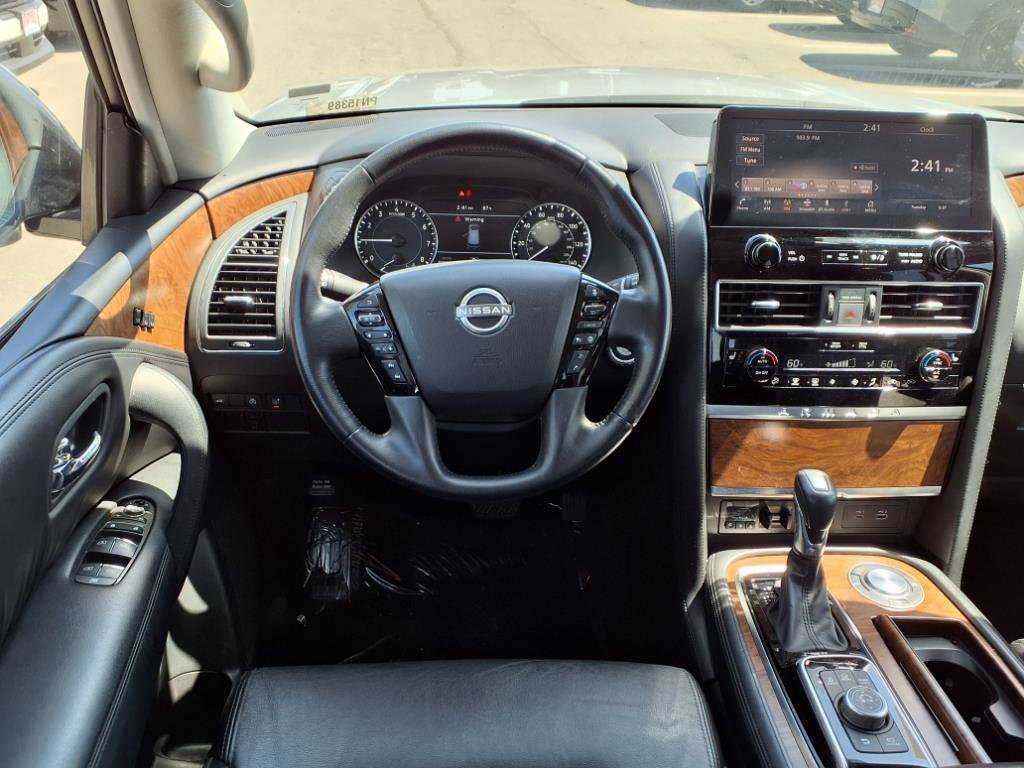 2023 Nissan Armada SL photo 2